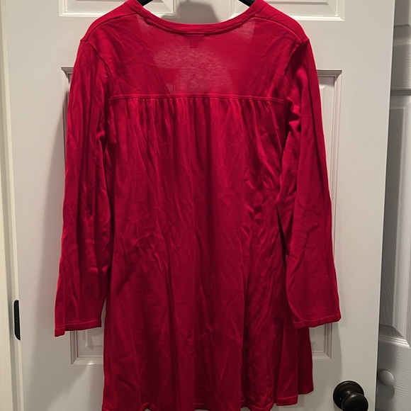 Top - Picture 2 of 4